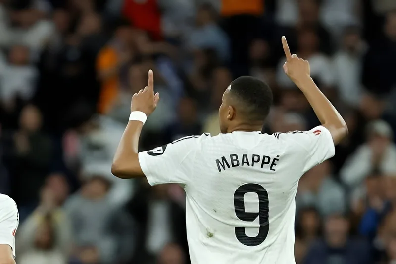 Mbappé từng khoác áo số 9 Real Madrid trong mùa giải đầu tiên sau khi gia nhập đội bóng vào năm 2024